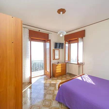 דירה Incoronata אג'רולה