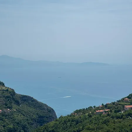 Incoronata דירה *